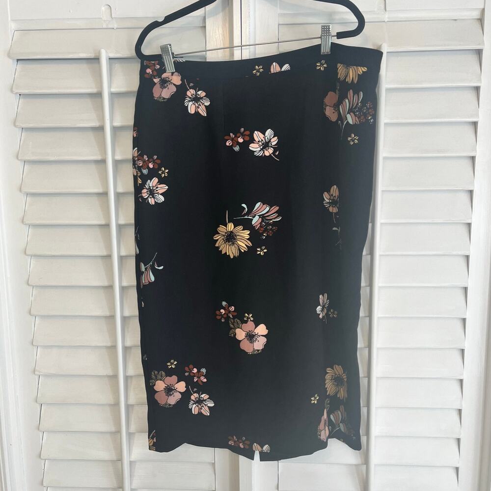 Who What Wear Black‎ Floral Midi Skirt Size 14W